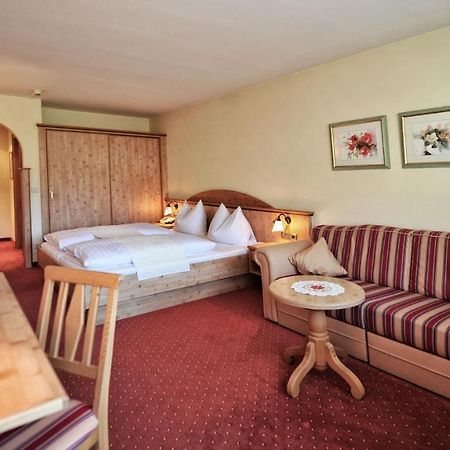 Hotel Koenigsblick By Keyone Fulpmes Εξωτερικό φωτογραφία