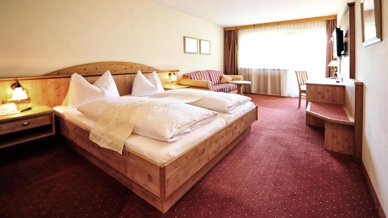Hotel Koenigsblick By Keyone Fulpmes Εξωτερικό φωτογραφία