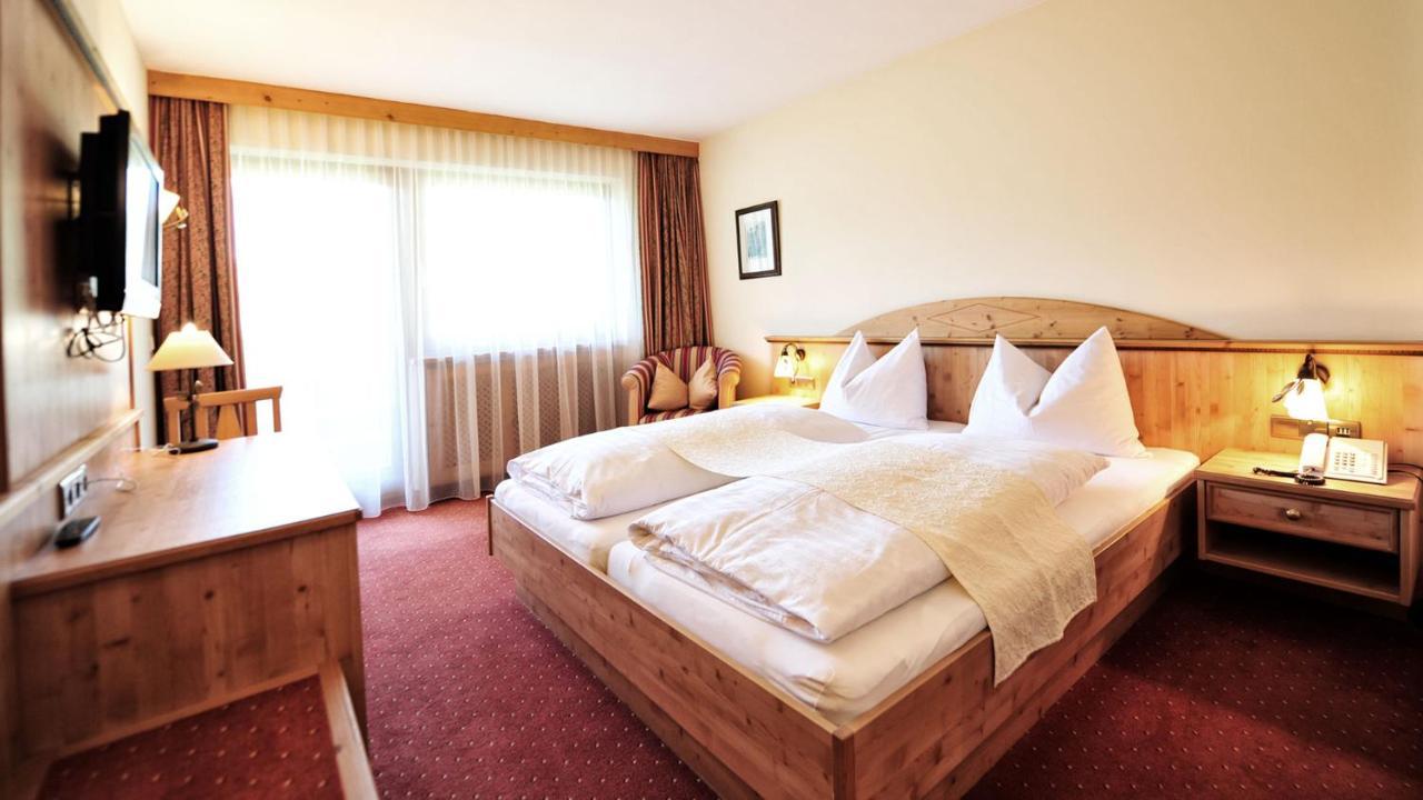 Hotel Koenigsblick By Keyone Fulpmes Εξωτερικό φωτογραφία
