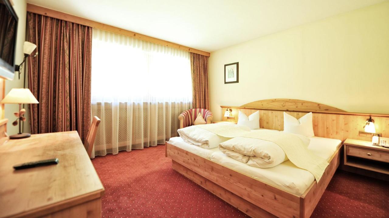 Hotel Koenigsblick By Keyone Fulpmes Εξωτερικό φωτογραφία