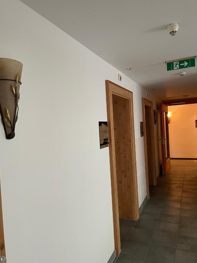 Hotel Koenigsblick By Keyone Fulpmes Εξωτερικό φωτογραφία