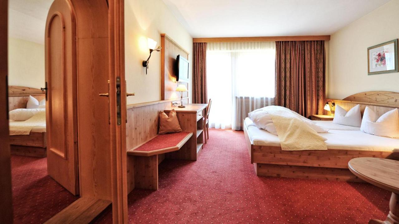 Hotel Koenigsblick By Keyone Fulpmes Εξωτερικό φωτογραφία